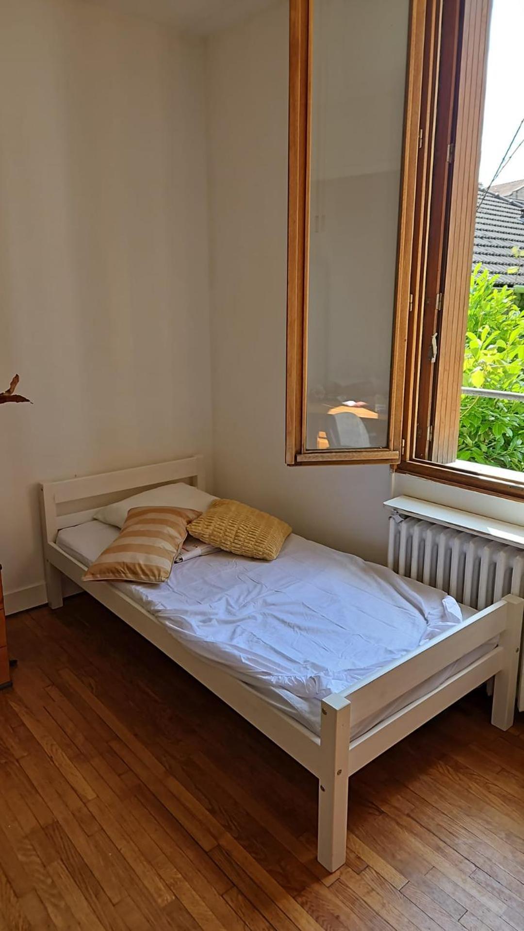 Maison D'Hote La Courneuve Bagian luar foto
